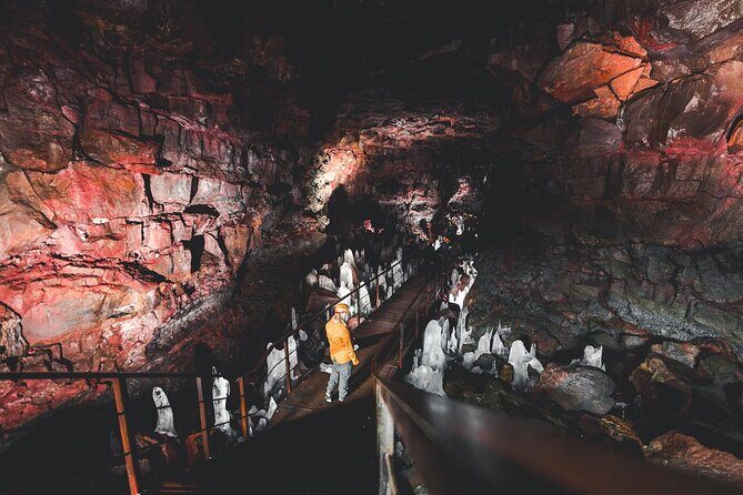 Private Reykjanes Peninsula, Lava Tunnel and Blue Lagoon - Exploring the Reykjanes Peninsula: Nature’s Volcanic Playground
