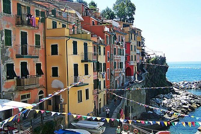 Private Roundtrip Transfer to Cinque Terre from Florence - Authentic Experiences and Real Traveler Insights