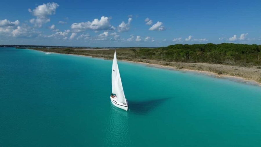 Private sailing course in Bacalar Lagoon - An honest look at the private sailing course in Bacalar Lagoon