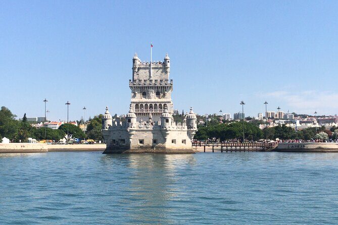 Private Sailing tour in Lisbon - Day Time, Sunset and Night - FAQs