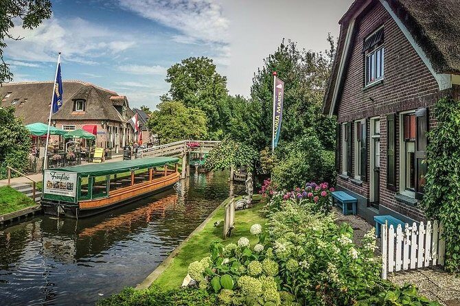 Private Sightseeing Tour to Giethoorn Dutch Venice from Amsterdam - Practical Details: Transport, Price, and Customization