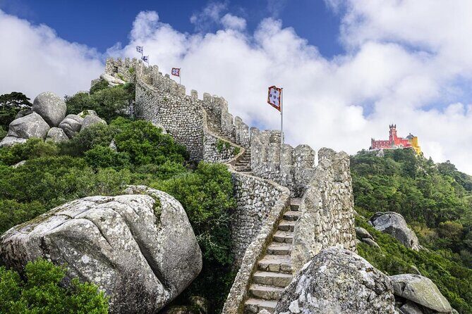 Private sightseeing Tour to Sintra and Cascais from Lisbon - Who Is This Tour Best For?
