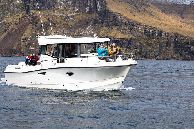 Private Sightseeing Tour with Local Skipper to Vágar Area - Practical Tips for the Trip