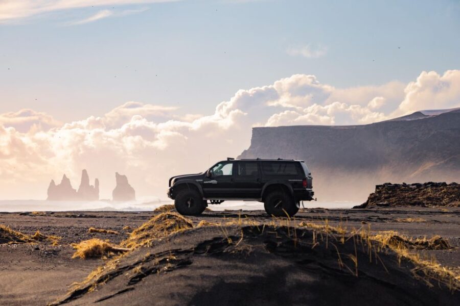 Private South Coast, Ice Cave, & Black Sands Tour - Who is this tour best suited for?