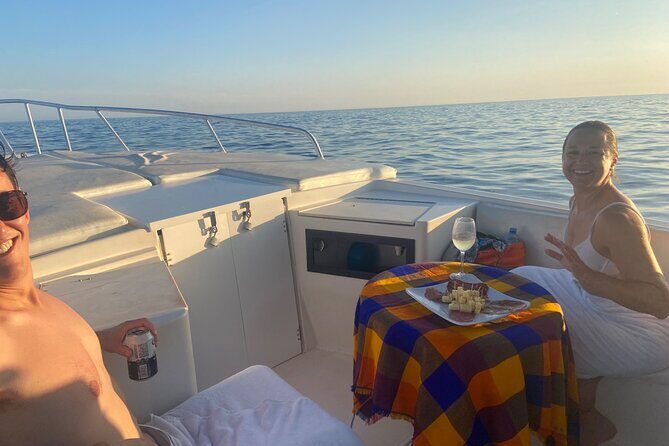 Private Sunset Cruise in San Jose del Cabo Appetizers,open bar - A Deep Dive Into the Experience