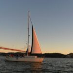 Private Sunset Sailing Tour in Lisbon with welcome drink - Key Points