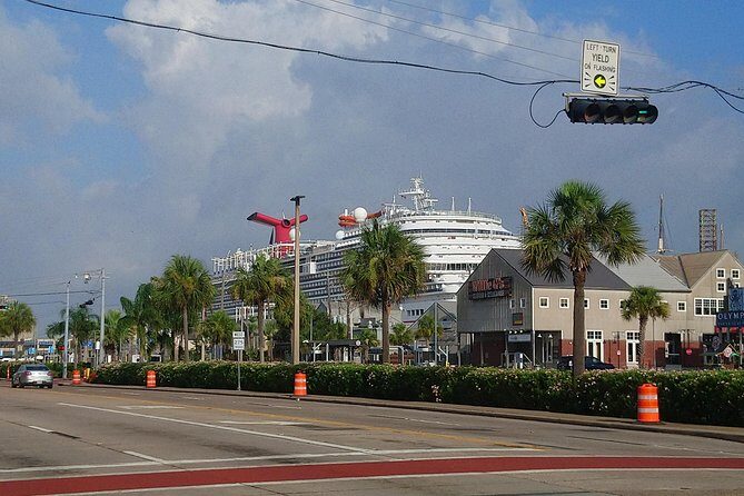 Private SUV Transfer Houston IAH Airport to Galveston for 6 PAX - Detailed Breakdown of the Experience