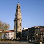 Private tour 2 days from 1 to 8 people to Porto - Aveiro- Nazaré- Óbidos - Transportation and Logistics