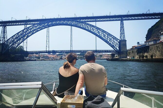 Private Tour 6 Bridges and Douro 2h opt. sunset, group price up to 6px - What Travelers Are Saying