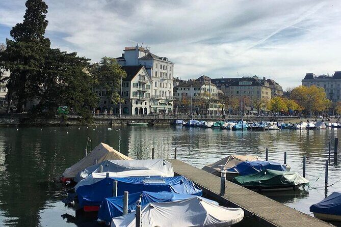 Private Tour around Zurich Old Town - Starting Point and Overall Setup