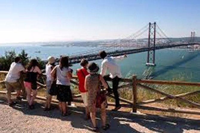 Private Tour: Explore the Places and the Unseen Sides of Lisbon - Discovering Lisbons Landmarks in Comfort and Style