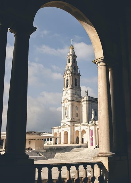 Private tour from Lisbon to Fátima and back - Starting Point: Comfort and Convenience in Lisbon