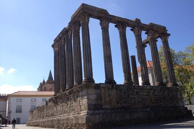 Private Tour in Evora and Monsaraz with Wine Tasting - Is This Tour Worth It?