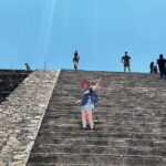 PRIVATE TOUR IN TEOTIHUACAN AND GUADALUPE BASILIC - Visiting Guadalupe Basilica