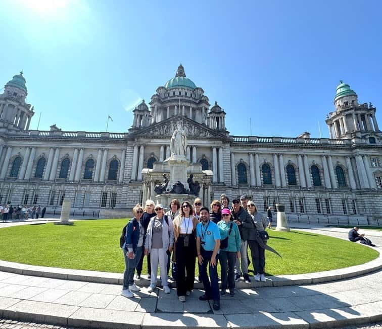 Private tour of Belfast - Deep Dive into the Political Belfast Route