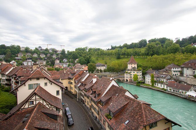 Private Tour of Bern in 60 minutes with a Local - Who Should Book This Tour?