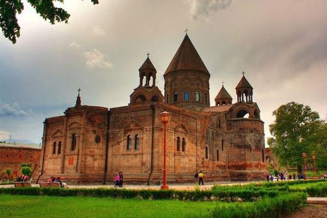 Private tour to Echmiadzin (st Cathedral), Zvartnots, Khor Virap, Garni, Geghard - FAQ