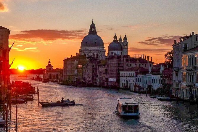 Private Tour: Venice Grand Canal Evening Boat Tour - Authenticity and Value