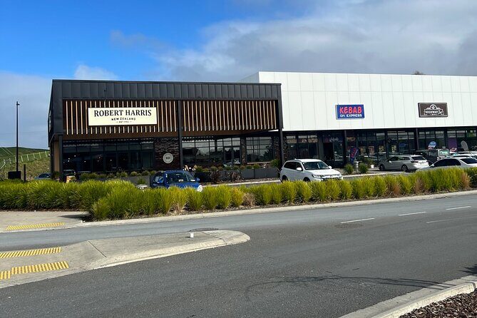 Private Transfer From Auckland Airport To Taupo - FAQ