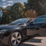 Private transfer from BRU Airport to Brussels city with luxury limousine 3 pax - Key Points