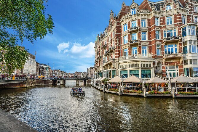 Private transfer from Bruges to Amsterdam, 2h Stop in Utrecht - The Utrecht Stop: A Hidden Gem