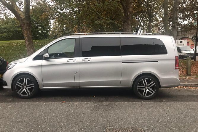 Private Transfer From Central London to Heathrow Airport - The Experience in Detail
