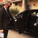 Private Transfer from Heathrow to Gatwick Airport - Why Choose This Transfer?