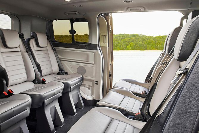 Private Transfer from Munich Airport to Munich City by Luxury Van - Who Will Benefit Most?