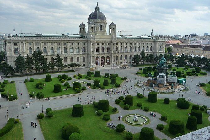 Private Transfer from Munich to Vienna with 2 hours for sightseeing - Breaking Down the Itinerary: What’s Really Included