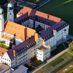 Private Transfer from Prague to Vilshofen with stop in .Krumlov or Hluboká - Detailed Review of the Prague to Vilshofen Transfer with Stops
