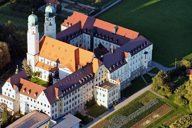 Private Transfer from Prague to Vilshofen with stop in .Krumlov or Hluboká - Detailed Review of the Prague to Vilshofen Transfer with Stops