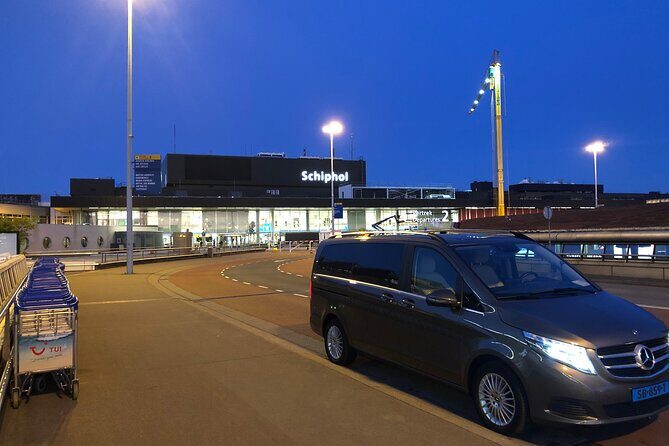 Private transfer from Schiphol airport to The Hague or Delft - Who Should Consider This Transfer?