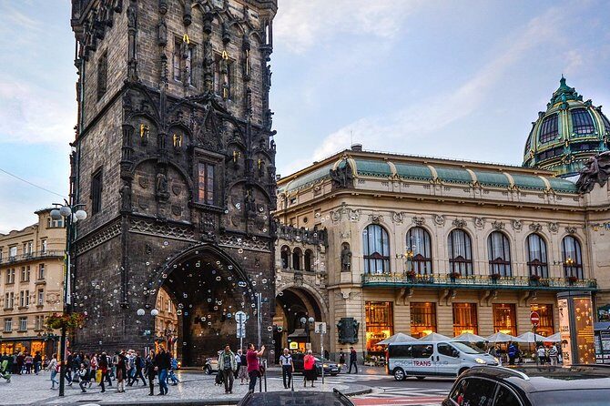 Private Transfer from Vienna to Prague, Hotel-to-hotel, English-speaking driver - FAQ