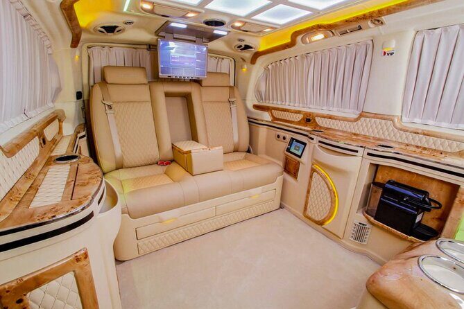Private Transfer Service from Istanbul Airports to Istanbul - Deep Dive: Vehicle Quality and Service Details