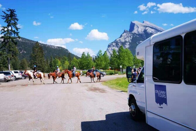 Private Transporation Calgary, Banff, Drumheller - Detailed Breakdown of the Itinerary