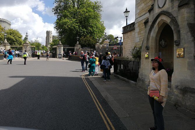 Private Transportation from & to London with Stopover at Windsor and its Castle - Windsor: A Town Steeped in Royal Elegance