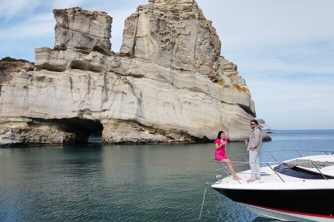 Private trip-Kleftiko Gerakas Tsigrado Paliochori with Speed Blue - An In-Depth Look at the Milos Boat Tour Experience