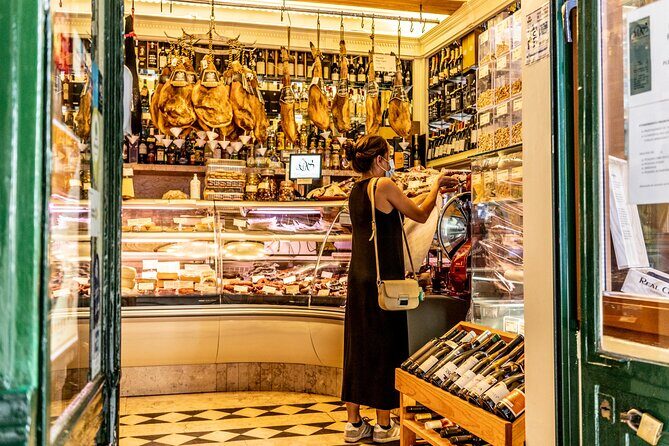 Private Tuktuk Tour with Portuguese Tapas and Wine - Tasting Portuguese Flavors