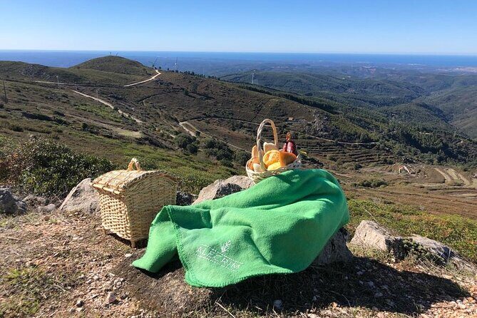 Private Typical Portuguese Picnic in Serra de Monchique - What to Expect During the Experience