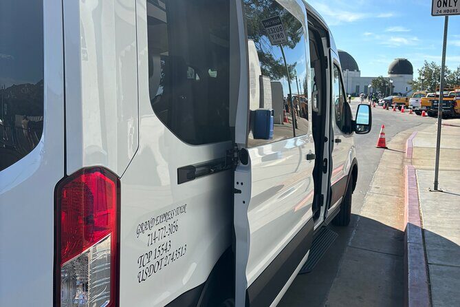 Private Universal Studio Transportation up to 14 passengers max - Who Should Book This?