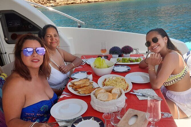 Private VIP Motoryacht Charter in Bodrum For 6 Hours With Lunch - The Value of a Private Yacht Tour