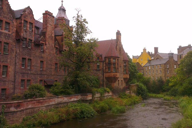 Private Walk: Country in the City - An In-Depth Look at the "Country in the City" Tour