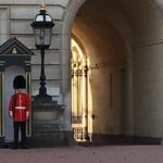 Private Walking Tour of Royal London with Changing of the Guard - A Close Look at the Royal London Walking Tour