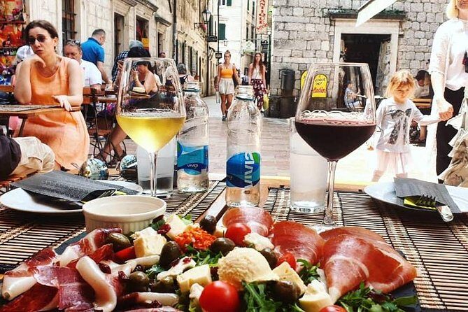 Private Walking tour with Wine and Food - Practical Details and Tips for Your Experience