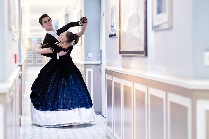 Private Waltz Workshop for Friends & Families (4-14 guests) - The Practical Side: What’s Included and What’s Not