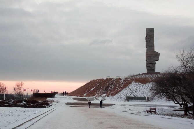 Private WW2 Tour of Westerplatte,Gdansk and Stutthof Including Lunch - Who Should Consider This Tour?