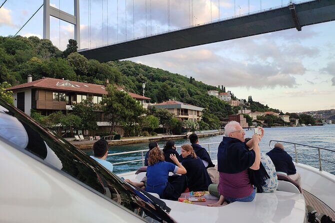 Private Yacht Tour on Bosphorus Istanbul - What Makes This Tour Stand Out