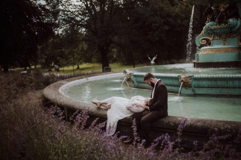 Professional Private Photoshoot - Exploring the Details of the Edinburgh Photoshoot