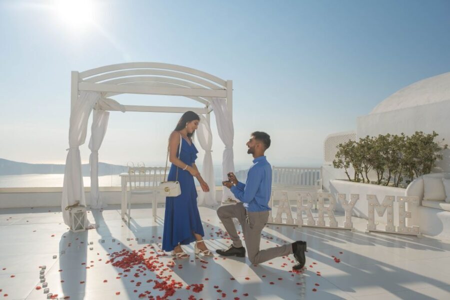 Proposal Photoshoot Santorini - What to Expect During Your Photoshoot