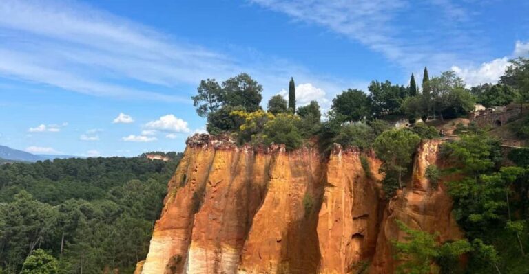 Provençal escape : discover the villages of the Luberon - A detailed look at the experience